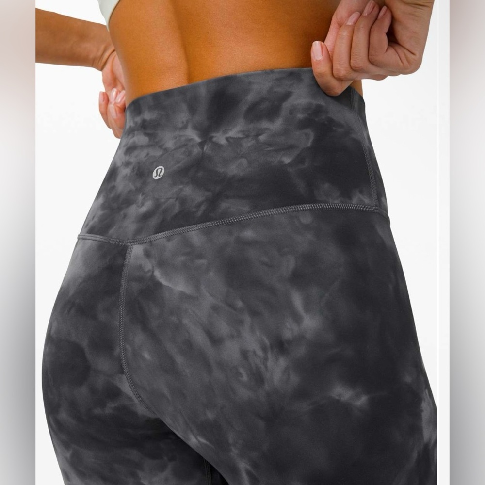 Lululemon Align High-Rise Short - Diamond Dye Pitch Grey Graphite - Size 0
